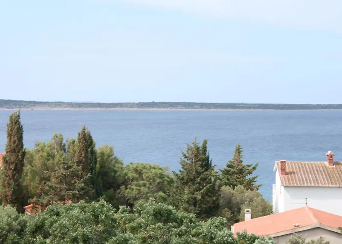 Apartment By The Sea Mandre, Pag - 6537 Kolan