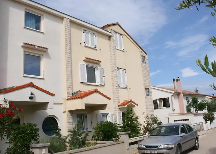 By The Sea Mandre, Pag - 6537 * Kolan